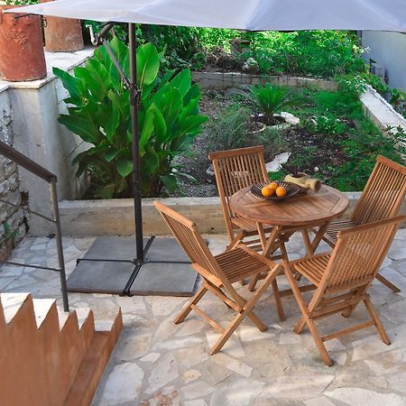 Guest House Ambient Budva Extérieur photo