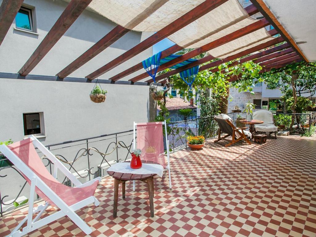 Guest House Ambient Budva Extérieur photo