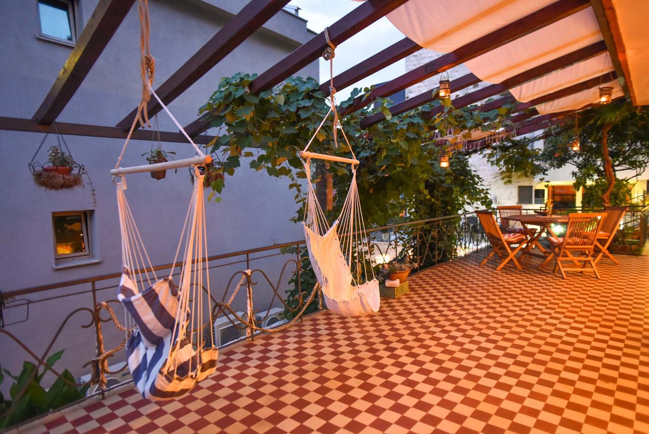Guest House Ambient Budva Extérieur photo